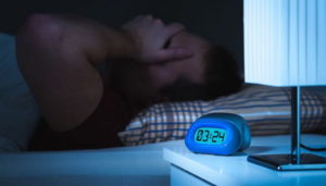 understand the difference between insomnia and sleep apnea